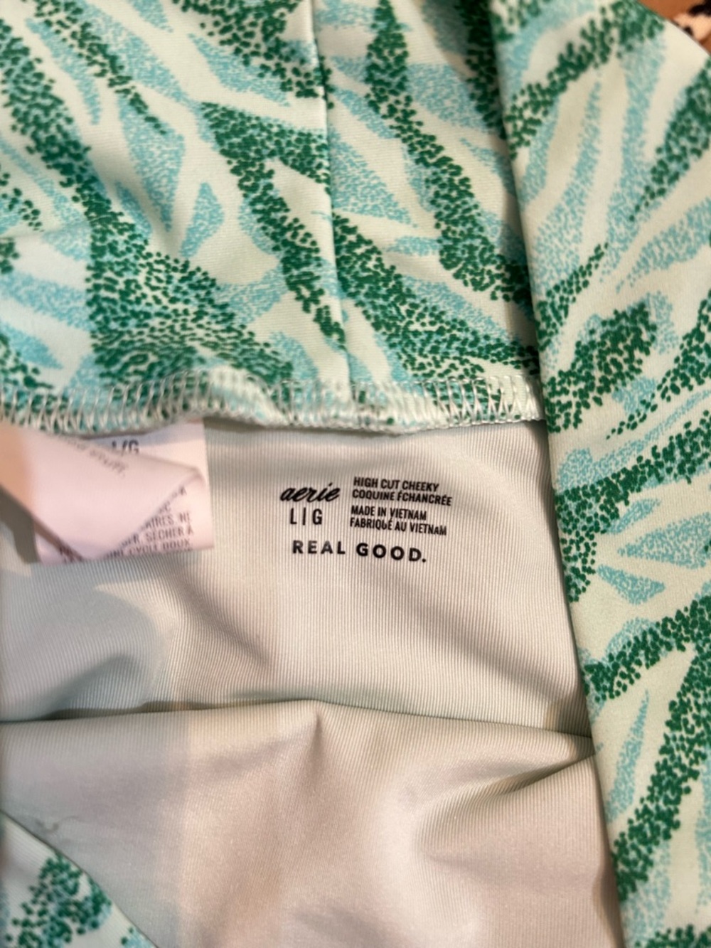 Women’s Bikini Bundle Size L Aerie Cupshe Mix Match Swim Set 5 Pc NWT or NWOT - Picture 3 of 13